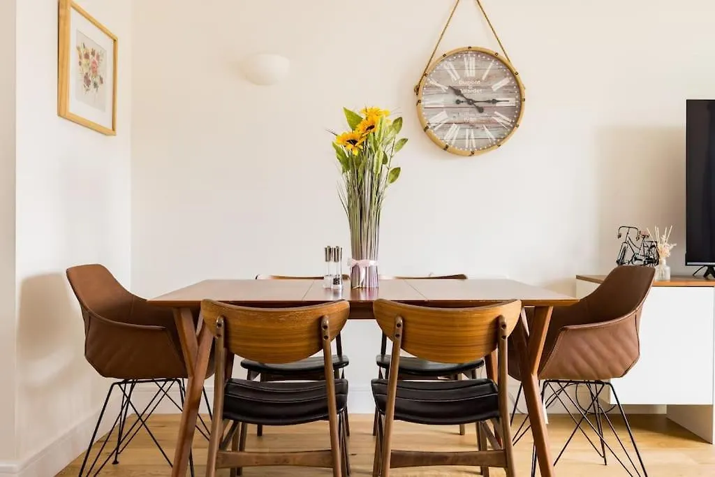 Wild Roses Serviced Apartments - Tower Bridge London Großbritannien